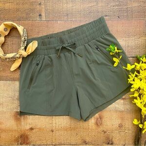 Olive Green Activewear Shorts with Zippered Pockets